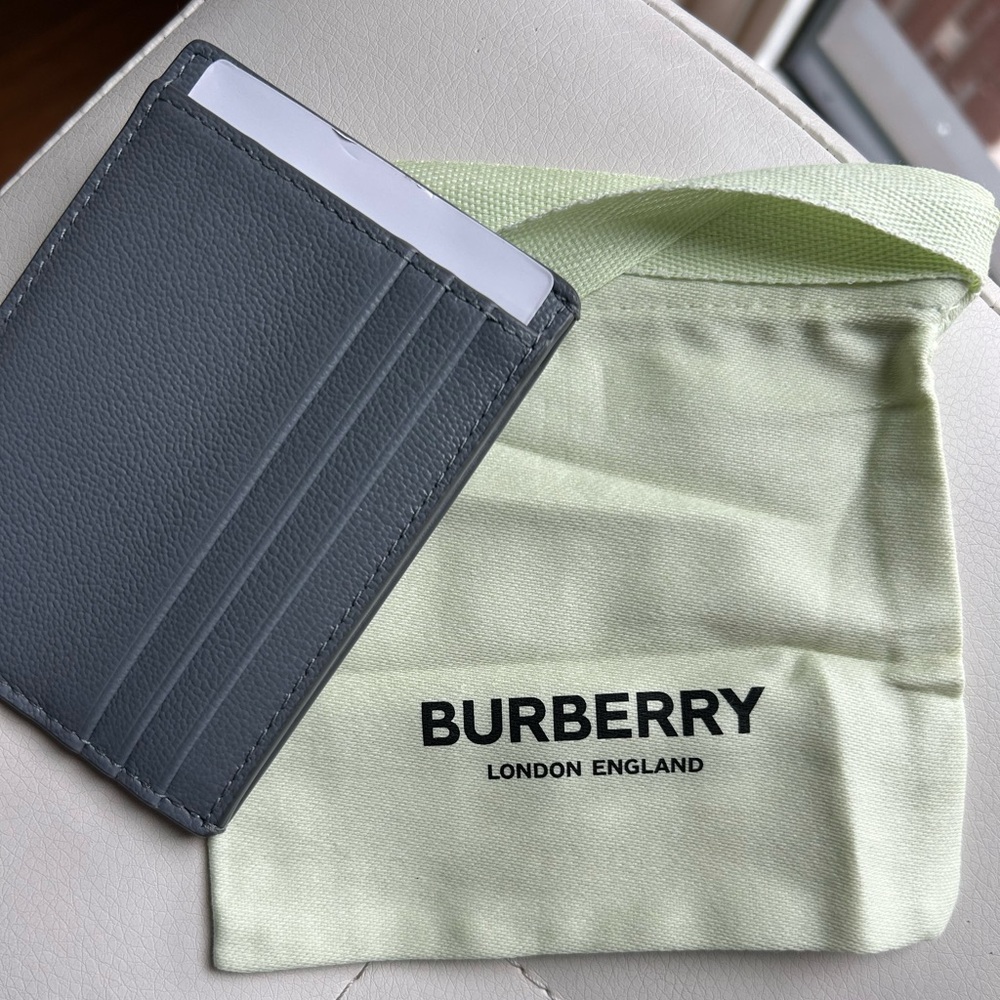 Burberry Cardholder Grey With Clip NWT